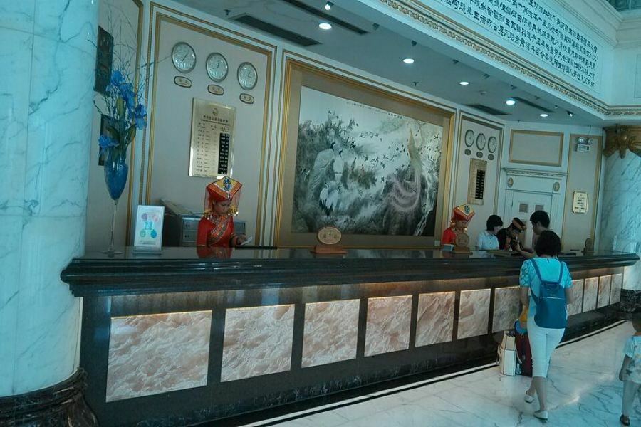 Phoenix Hotel Nanning Exterior photo